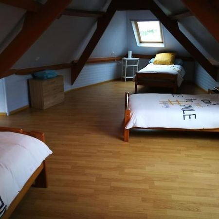 Maison Les Vieilles Cours Blosville Esterno foto